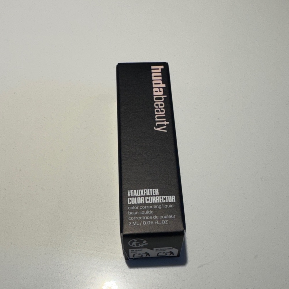 Huda Beauty Colour Correcting Mini